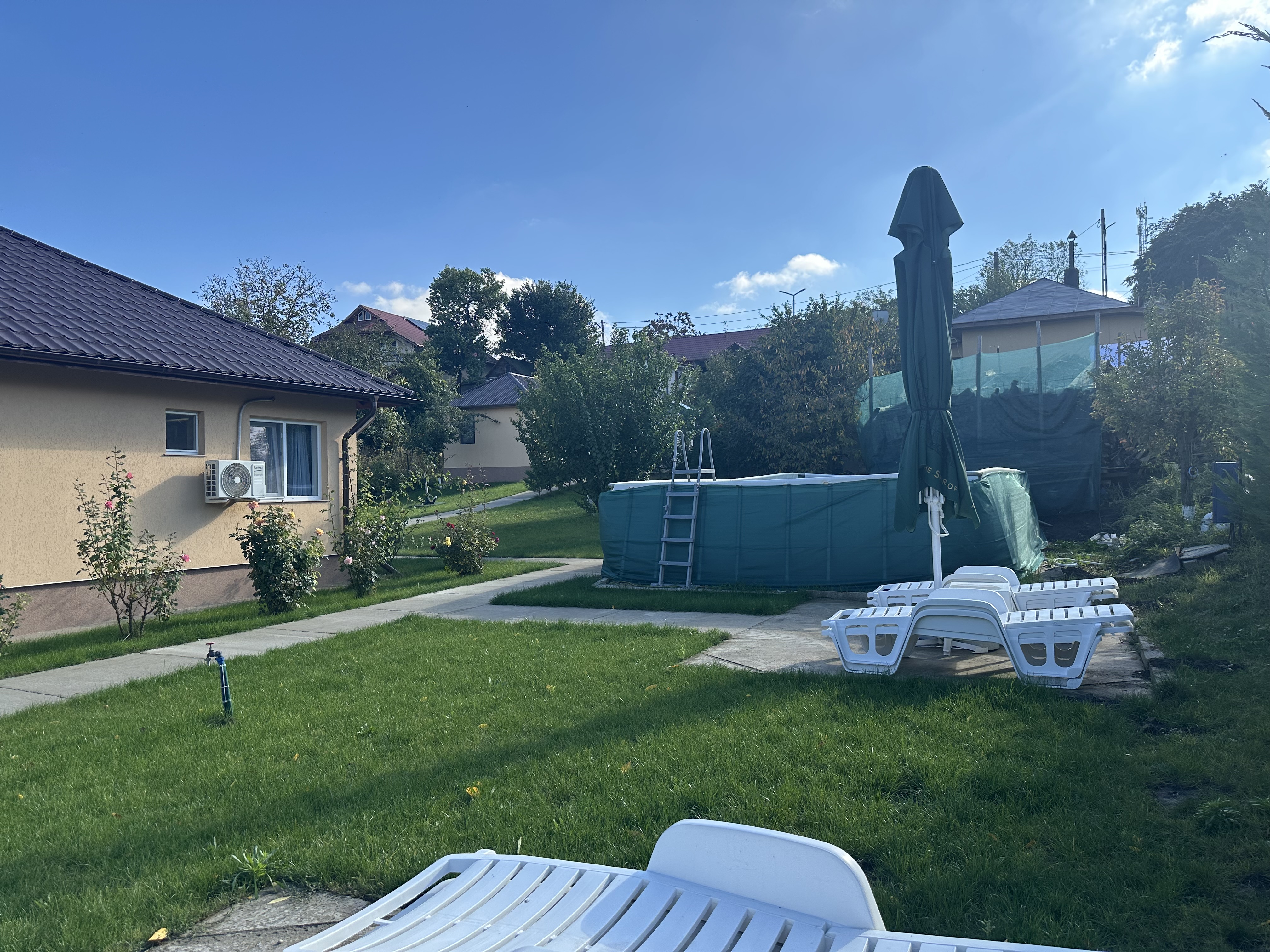 Piscina Pensiunii Dunărea